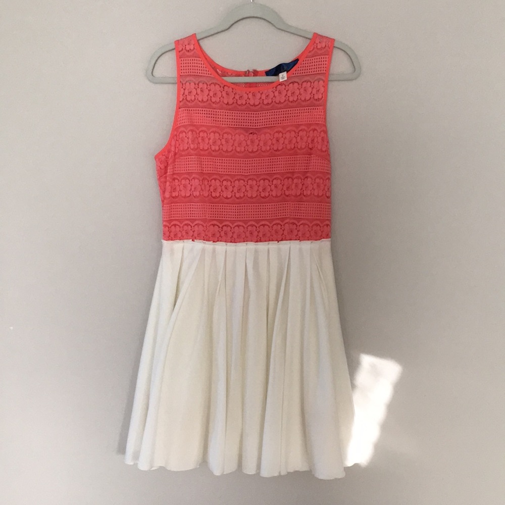 Short pink and white dress